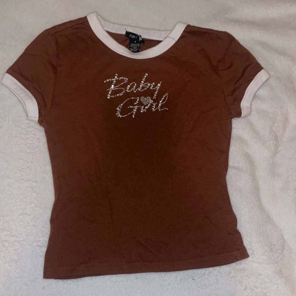 “RUE 21” cropped tshirt